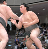 「新幕下・可貴が白星発進　入門時約１２０キロだった体重が半年あまりで１４５キロに…一食で２、３合食べて増量成功」の画像1