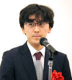 「伊藤匠二冠「自分が将棋の棋士であると言えるようなところを目指して」優秀棋士賞＆九段免状手に決意新た」の画像1