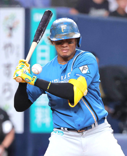 【日本ハム】水谷瞬が左第二中手骨骨折でＣＳ絶望的　２６日オリ戦・エスピノーザから死球　ゲーム復帰まで３〜４週間