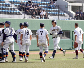 【高校野球】帝京が初戦延長白星　来秋ドラフト候補の目代龍之介がサヨナラ二塁打