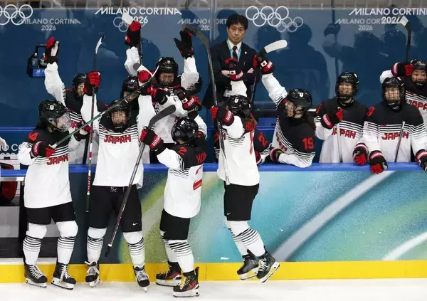 【五輪】アイホ娘、“１ミリ越え”の執念ゴールで１点差に迫る…ビデオ判定で志賀紅音のゴールが認められる