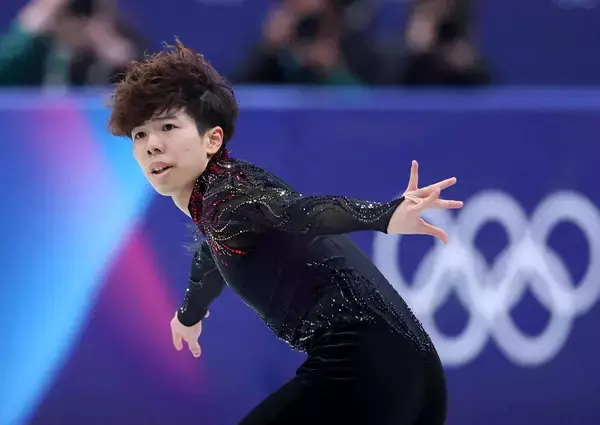 【五輪】佐藤駿がＳＰ９位から涙の銅メダル獲得！「今も幻かなと思っている」同郷・羽生結弦さんに憧れる２２歳が悲願…フィギュア男子フリー