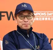 【香港・ＱＥ２世Ｃ】マスカレードボールは「香港に着いて最高の状態」　手塚久調教師が現地で共同会見