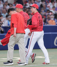 【広島】栗林良吏は右内転筋の違和感　痛恨の出場選手登録抹消へ　初回に痛めて緊急降板「何とか抑えたかった」チームトップ４勝の勝ち頭