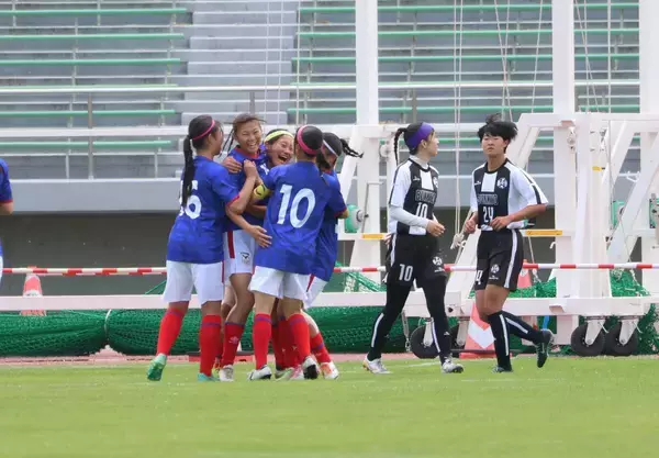 【高校女子サッカー】北海道大谷室蘭が２連覇　負傷者出た中、本来ＳＢの１年生ＤＦ中島千晴がＣＢで高校初得点…勝利に貢献