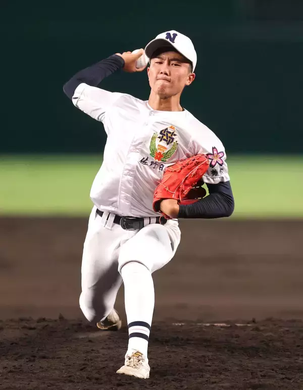 【甲子園】「高校四天王」高部に投げ勝った佐野日大エースをネット称賛「変化球多彩やし何より無四球が素晴らしい」「ナイスピッチ！」「見応えあった」