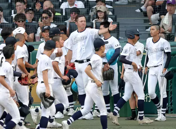 【甲子園】初出場の八王子実践がサヨナラ負け　河本ロバート監督「すごく楽しく、いい顔をしてやれた」「全てが勉強」