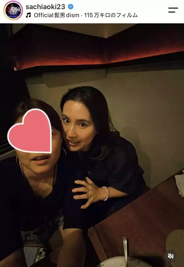 夫は元ヤクルト・青木宣親氏　元テレ東アナ、娘＆息子と家族ショット「変わらずお綺麗」「可愛い」０９年に結婚…青木佐知さん