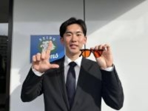【西武】ドラフト１位・小島大河はど派手なめがねと入寮…「後輩から…」とアピールも忘れず