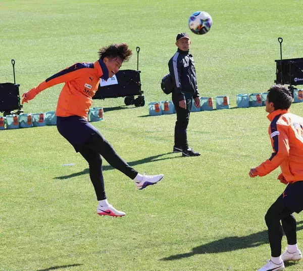 【Ｊ１清水】Ｕ―２３アジア杯優勝メンバーＭＦ嶋本悠大が合流「大関（友翔）さんの方が評価が高い。もっとやらないと」