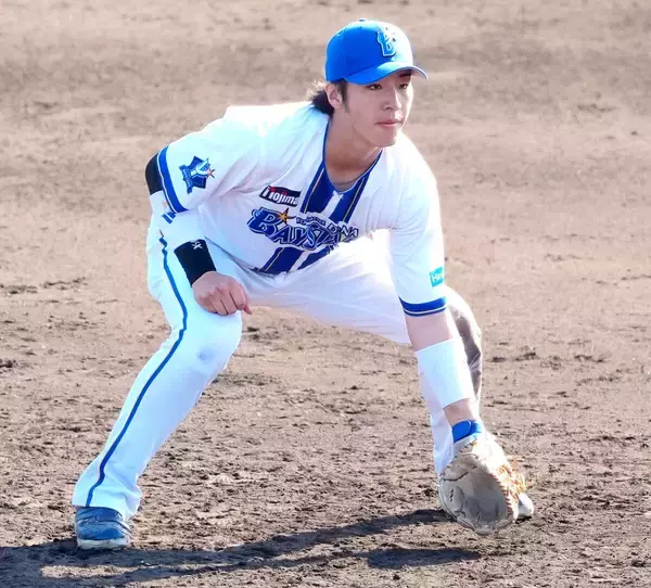 【ＤｅＮＡ】度会隆輝が三塁の守備に「安心して見ていられる守備に」　相川監督「危機管理として」