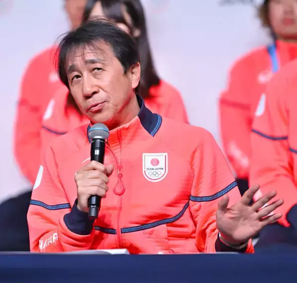 【五輪】原田雅彦副団長「うらやましい。いいなぁぁ～」　メダル量産に感動…選手団が帰国会見