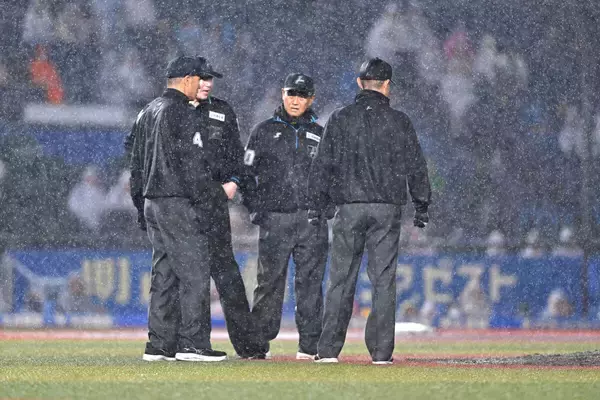 【日本ハム】奈良間、万波、レイエス弾で開幕１６戦チーム３０発目も最下位ロッテに敗戦、貯金は再び０に