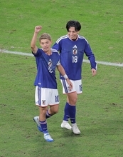 新米パパ・堂安律がＶ弾！１５年ぶりキリン杯制覇！新婚・久保建英も妻・福原遥の前で先制点を演出