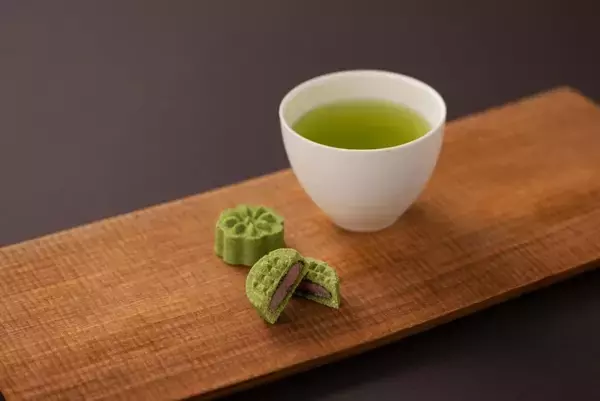 「伊藤園、善光寺境内に出店 寺院と連携した初のFC店舗」の画像