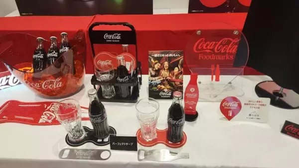 「日本コカ・コーラ、瓶コークで外食の体験価値向上へ 重点エリアを全国10か所に拡大」の画像