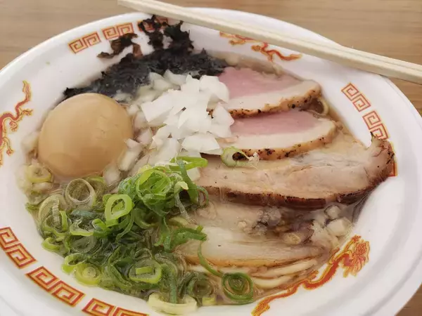 【menu】人気ラーメン店の味を並ばずに楽しめる提案を、イベントでデリバリーを実施