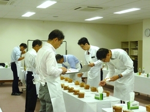 【第67回全国味噌鑑評会】前年から19品増の306品を審査中 / 11月19日表彰式、当日は13時まで出品された全てのみそを展示･入退場自由