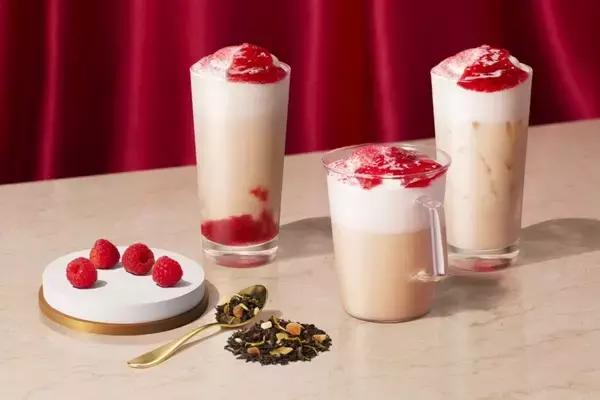「【スタバ】ラズベリー×お茶のフラペチーノとラテを発売、全国24店舗の「スターバックス ティー&カフェ」限定」の画像