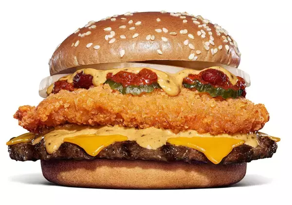 バーガーキング、特製ガーリックマヨソース使った新作大型バーガー2品発売　「ダブルビーフ＆ハッシュ」「ビーフ＆チキン」