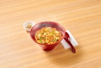 【やよい軒】もっちり太麺に辛うまスープが絡む「辛うま麺」【3月17日から発売】
