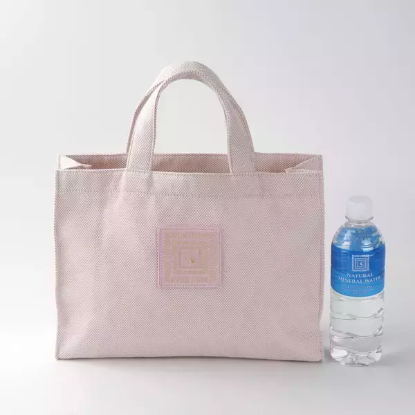 【紀ノ国屋】「シャンブレートート」全3色を販売、ペットボトルが縦に収まるサイズ