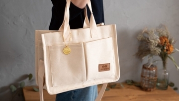 【ウェンディーズ･ファーストキッチン福袋】「ハッピーバッグ2026」、オリジナルトート&最大4,460円相当の商品引換券9枚【12月18日発売】