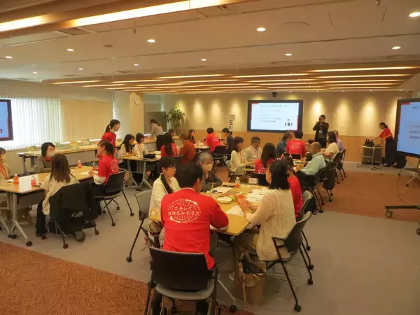 ニチレイフーズ「お弁当ミーティング」にファン41人が集まる、グループワークでファンと社員が交流、アイデア共有で真のニーズを探る