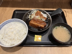 【吉野家】ぶあつい豚肉の角煮・ご飯おかわり無料の「厚切り豚角煮定食」復活 / 前回販売時は売切れ店舗が続出した人気メニュー【実食レビュー】