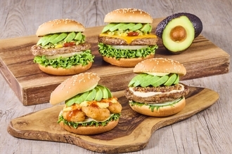 “生”の「フレッシュアボカド」が主役の新作バーガー登場【Avocados From Mexico×フレッシュネスバーガー】