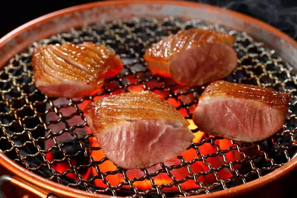 牛角「秋のうまい！もん祭り」開催、鴨のステーキや七輪で焼く「焼きいも」など秋限定メニュー