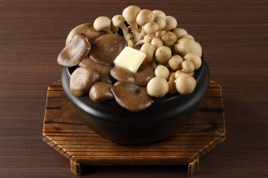 牛角「秋のうまい！もん祭り」開催、鴨のステーキや七輪で焼く「焼きいも」など秋限定メニュー