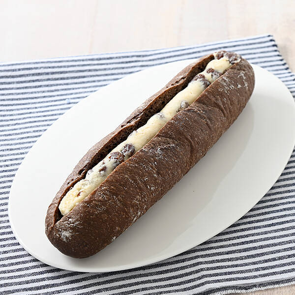 【ファミマ初】『ラムレーズンフェア』開催/濃厚な香りにこだわったケーキや菓子、アイスなど全11品を数量限定で発売