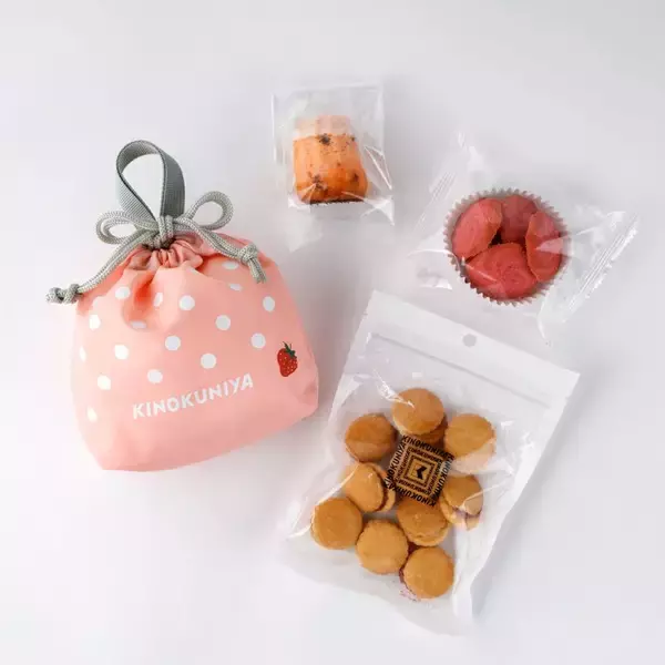 「「いちごスイーツバッグ」が2026年も登場!イチゴをイメージしたドット柄の巾着にベリーの菓子3種入り【紀ノ国屋】」の画像