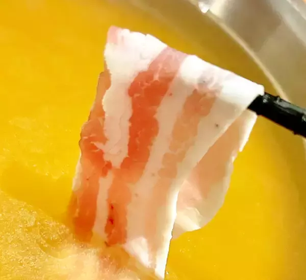 しゃぶしゃぶ温野菜「金華豚しゃぶしゃぶ」発売、“史上最高”の国産霜降り豚を専用「黄金だし」で