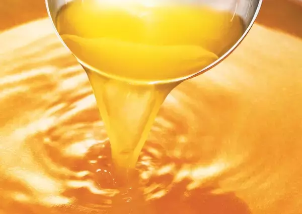 「しゃぶしゃぶ温野菜「金華豚しゃぶしゃぶ」発売、“史上最高”の国産霜降り豚を専用「黄金だし」で」の画像