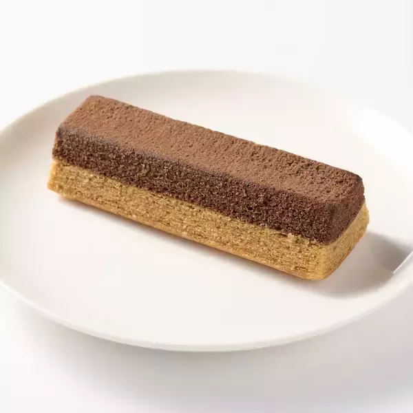 「ローソン 無印良品「不揃いバウム」を共同開発、「ブラン&チョコ」「ブラン&チーズ」の2品発売」の画像