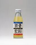 「1989年10月3日「鉄骨飲料」発売、“鉄骨娘”の摩訶不思議なダンスとバブルの熱狂【食品産業あの日あの時】」の画像2