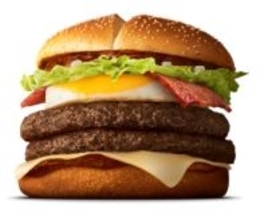 マクドナルド、夜限定「サムライマック」新作　肉厚ビーフ2枚×たまご×ベーコン