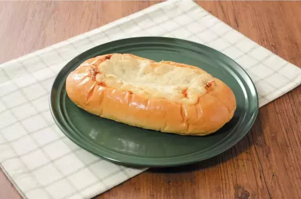 ローソン「得パン」4品発売　119円の醤油マヨチーズトーストや長さ30cmのじゃりぱん