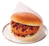 「コメダ珈琲店“圧倒的な迫力”「ドデカメンチバーガー」発売、「シロノワールブラックモンブラン―宇治抹茶仕立て―」なども登場」の画像1