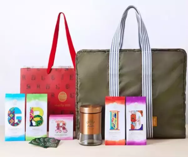 「タリーズ福袋「2023ハッピーバッグ」予約開始、“オンワード”コラボのトートバッグにウサギの干支テディやキャニスター・ドリンクチケットなど、予約特典に“鳥獣戯画ステッカー”」の画像