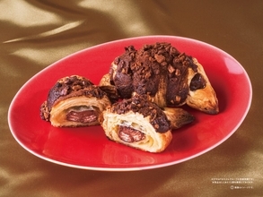 【サンマルク×キットカット】キットカット入りのプレミアムチョコクロやホットチョコなど、“サクッサク食感”を生かした4品を期間限定で発売