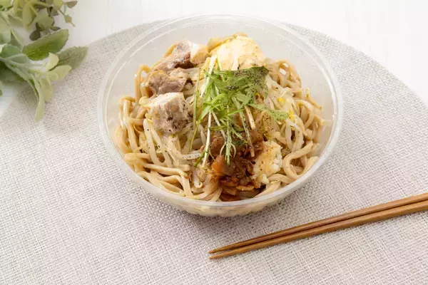 【セブン-イレブン】「中華蕎麦とみ田」監修シリーズから「冷し豚まぜ麺」が新登場