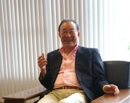給食現場の安全性を高めたウオクニの野々村禎之会長に旭日中綬章