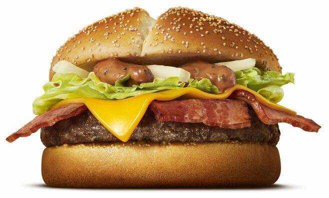 サムライマック「旨辛ダブル肉厚ビーフ」「燻製風マヨトリプルベーコン肉厚ビーフ」発売、熟成唐辛子ソース・燻製風マヨソースの“新和風味”/マクドナルド