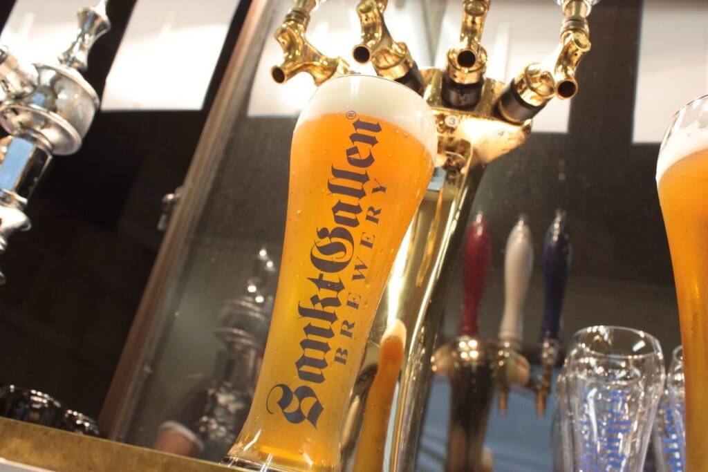 「白ビール煮込みおでん」具材8種盛りで「1,188円」で販売、石窯ピザとビール20種類がついた飲み放題プランも【直営タップルーム】