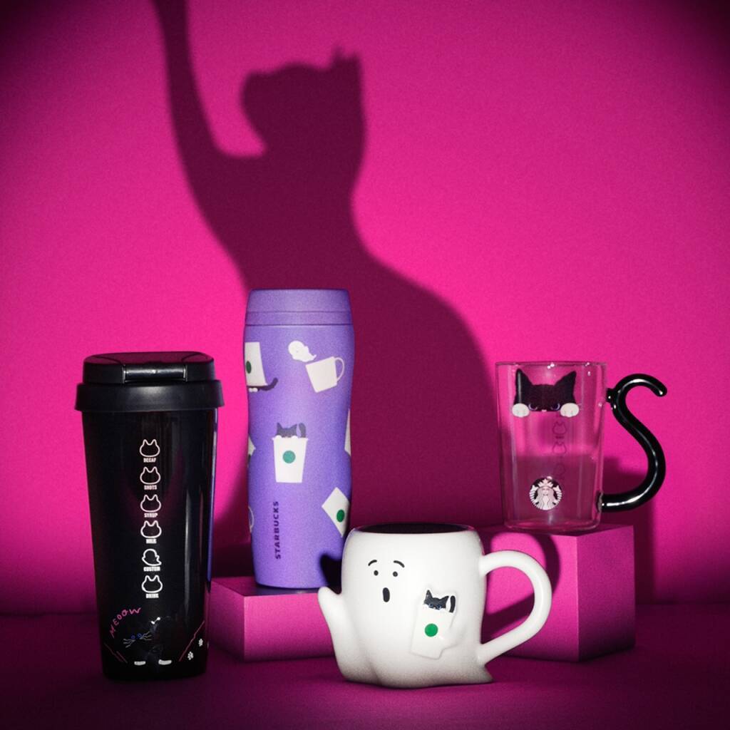 【スタバ】猫耳チョコレートを飾った「アサイーベリーフラペチーノ」発売、ハロウィングッズも登場