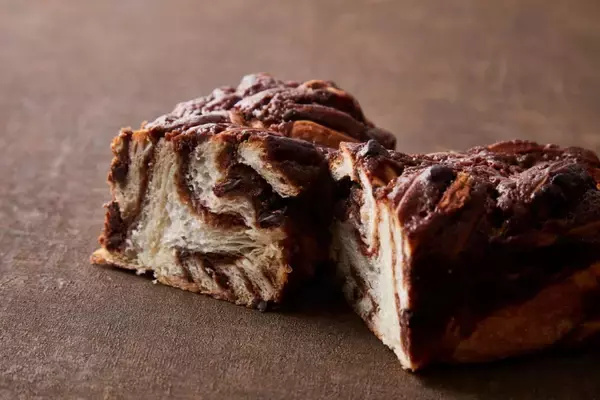 「日本初バブカ専門店「BABKA cadabra(バブカカダブラ)」オープン/外はサクッと、中はしっとりとした高密度な食感【リボン食品】」の画像