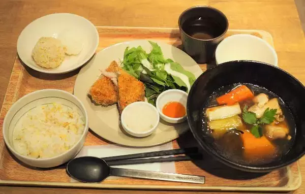 「はくばく「タニタ食堂監修雑穀ごはん」通販で先行発売、自然と噛む回数が増える雑穀ブレンド、丸の内タニタ食堂で限定メニューも」の画像